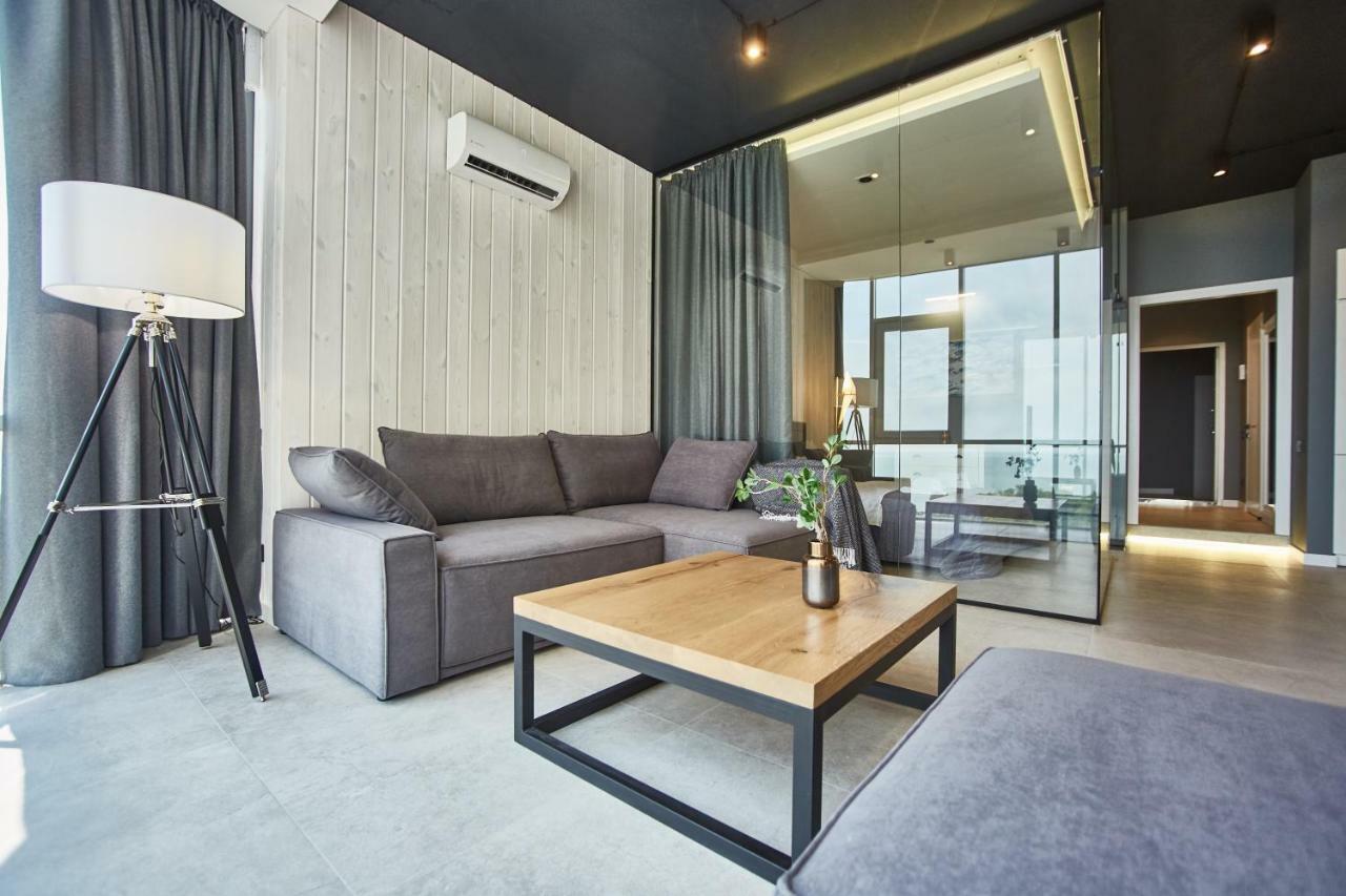 Gagarin Plaza Luxury Sea View Apartments Odessa Exterior foto